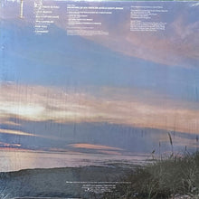 画像をギャラリービューアに読み込む, EMERSON LAKE & PALMER / LOVE BEACH