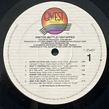 画像をギャラリービューアに読み込む, HINTON BATTLE / UNTAPPED