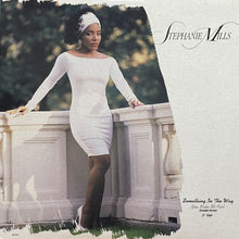 画像をギャラリービューアに読み込む, STEPHANIE MILLS / SOMETHING IN THE WAY (YOU MAKE ME FEEL)/LOVE HASN'T BEEN EASY ON ME