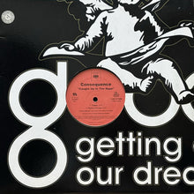 画像をギャラリービューアに読み込む, CONSEQUENCE / CAUGHT UP IN THE HYPE