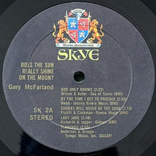 画像をギャラリービューアに読み込む, GARY McFARLAND & CO. / DOES THE SUN REALLY SHINE ON THE MOON?