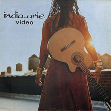 画像をギャラリービューアに読み込む, INDIA.ARIE / VIDEO