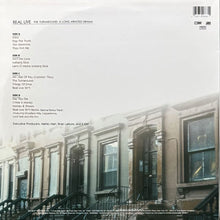 画像をギャラリービューアに読み込む, REAL LIVE / THE TURNAROUND: THE LONG AWAITED DRAMA