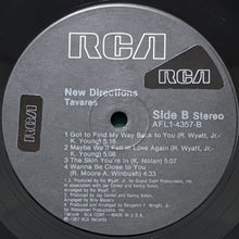 画像をギャラリービューアに読み込む, TAVARES / NEW DIRECTIONS