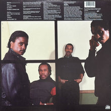 画像をギャラリービューアに読み込む, KLEEER / INTIMATE CONNECTION