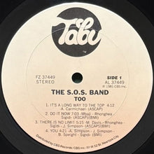 画像をギャラリービューアに読み込む, S.O.S. BAND / TOO