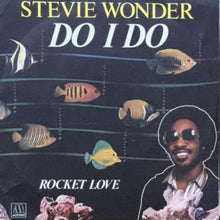 画像をギャラリービューアに読み込む, STEVIE WONDER / DO I DO/ROCKET LOVE