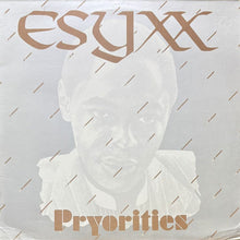 画像をギャラリービューアに読み込む, ESYXX / PYORITIES