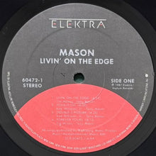 画像をギャラリービューアに読み込む, MASON / LIVIN' ON THE EDGE