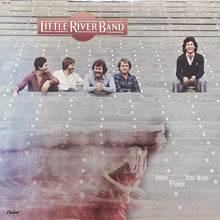 画像をギャラリービューアに読み込む, LITTLE RIVER BAND / FIRST UNDER THE WIRE