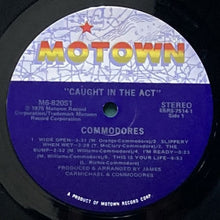 画像をギャラリービューアに読み込む, COMMODORES / CAUGHT IN THE ACT