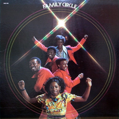 FAMILY CIRCLE / FAMILY CIRCLE