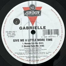 画像をギャラリービューアに読み込む, GABRIELLE / GIVE ME A LITTLE MORE TIME
