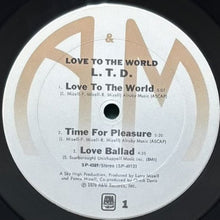 画像をギャラリービューアに読み込む, L.T.D. / LOVE TO THE WORLD
