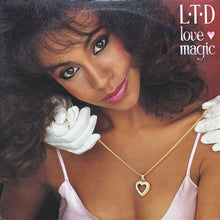 画像をギャラリービューアに読み込む, L.T.D. / LOVE MAGIC

