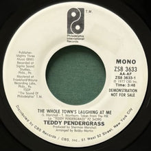 画像をギャラリービューアに読み込む, TEDDY PENDERGRASS / THE WHOLE TOWN&#39;S LAUGHING AT ME
