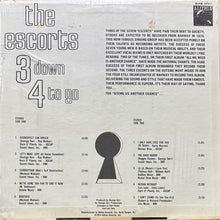 画像をギャラリービューアに読み込む, ESCORTS / 3 DOWN 4 TO GO
