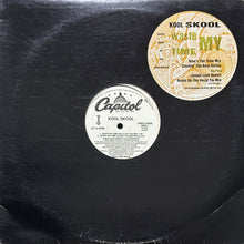 画像をギャラリービューアに読み込む, KOOL SKOOL / WASTE MY TIME
