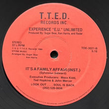 画像をギャラリービューアに読み込む, EXPERIENCE UNLIMITED / IT&#39;S A FAMILY AFFAIR
