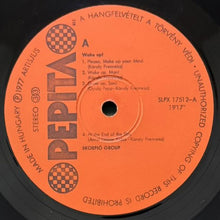 画像をギャラリービューアに読み込む, SKORPIO / KELJ FEL!
