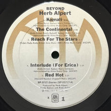 画像をギャラリービューアに読み込む, HERB ALPERT / BEYOND

