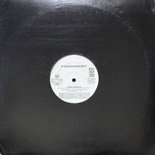 画像をギャラリービューアに読み込む, FUNKDOOBIEST / PAPI CHULO
