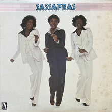画像をギャラリービューアに読み込む, SASSAFRAS / SASSAFRAS
