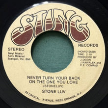 画像をギャラリービューアに読み込む, STONE LUV / GET UP AND MOVE/NEVER TURN YOUR BACK ON THE ONE YOU LOVE
