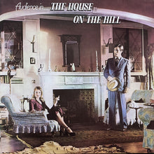 画像をギャラリービューアに読み込む, AUDIENCE / THE HOUSE OF THE HILL
