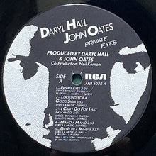 画像をギャラリービューアに読み込む, DARYL HALL &amp; JOHN OATES / PRIVATE EYES
