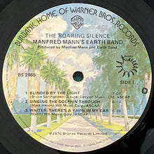 画像をギャラリービューアに読み込む, MANFRED MANN&#39;S EARTH BAND / THE ROARING SILENCE
