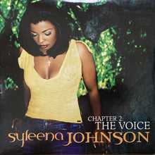 画像をギャラリービューアに読み込む, SYLEENA JOHNSON / CHAPTER 2: THE VOICE
