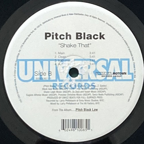 PITCH BLACK / IT