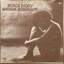 画像をギャラリービューアに読み込む, WANDA ROBINSON / BLACK IVORY

