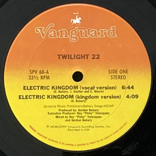 TWILIGHT 22 / ELECTRIC KINGDOM